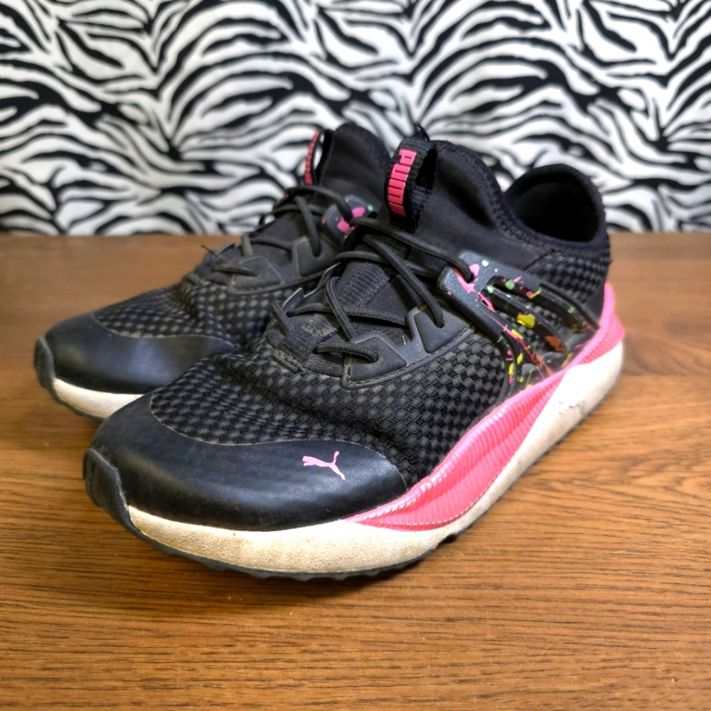 AUCN 0515 Thrifted Youth Girls W.5C Puma Tennis Shoes GWOSLOO1.06